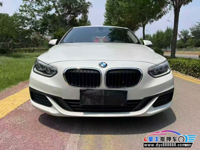 20年宝马1系轿车抵押车出售