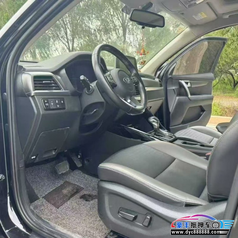 21年起亚智跑轿车抵押车出售