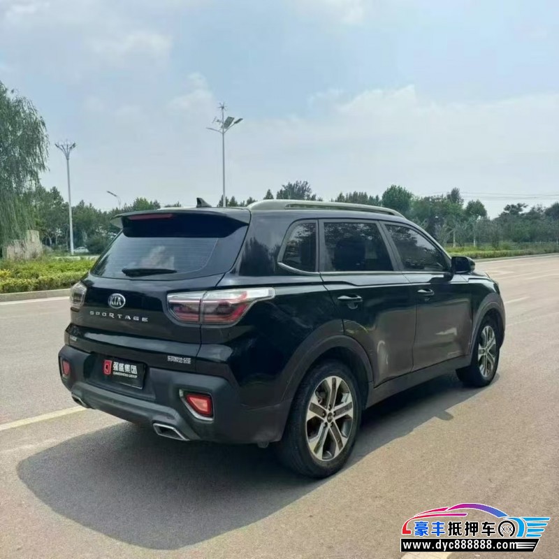 21年起亚智跑轿车抵押车出售