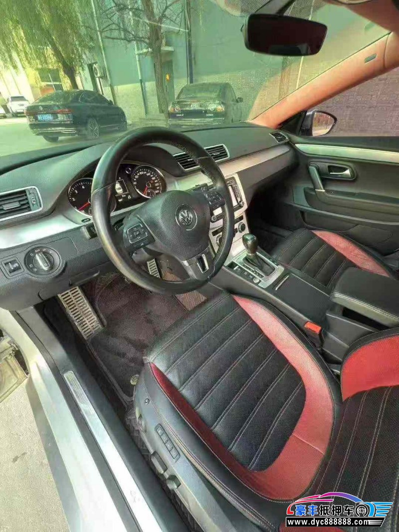 17年大众CC轿车抵押车出售