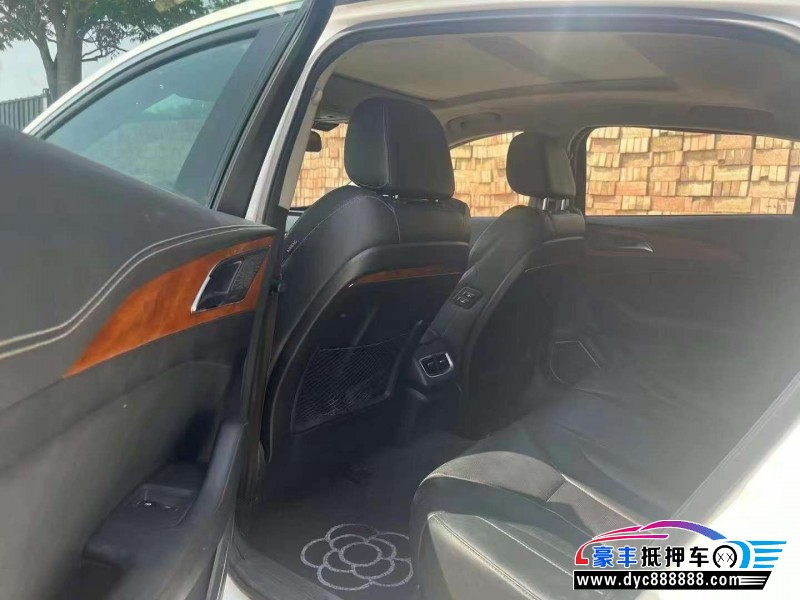 18年红旗H5轿车抵押车出售