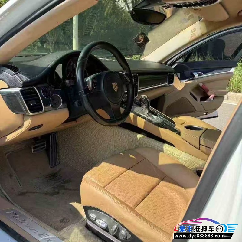 13年保时捷帕纳梅拉轿车抵押车出售