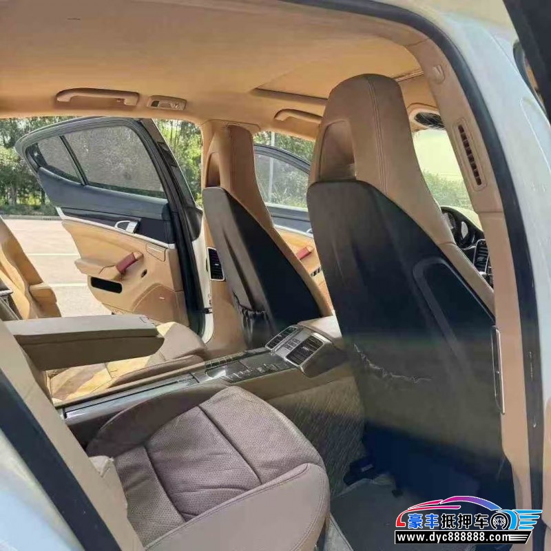 13年保时捷帕纳梅拉轿车抵押车出售