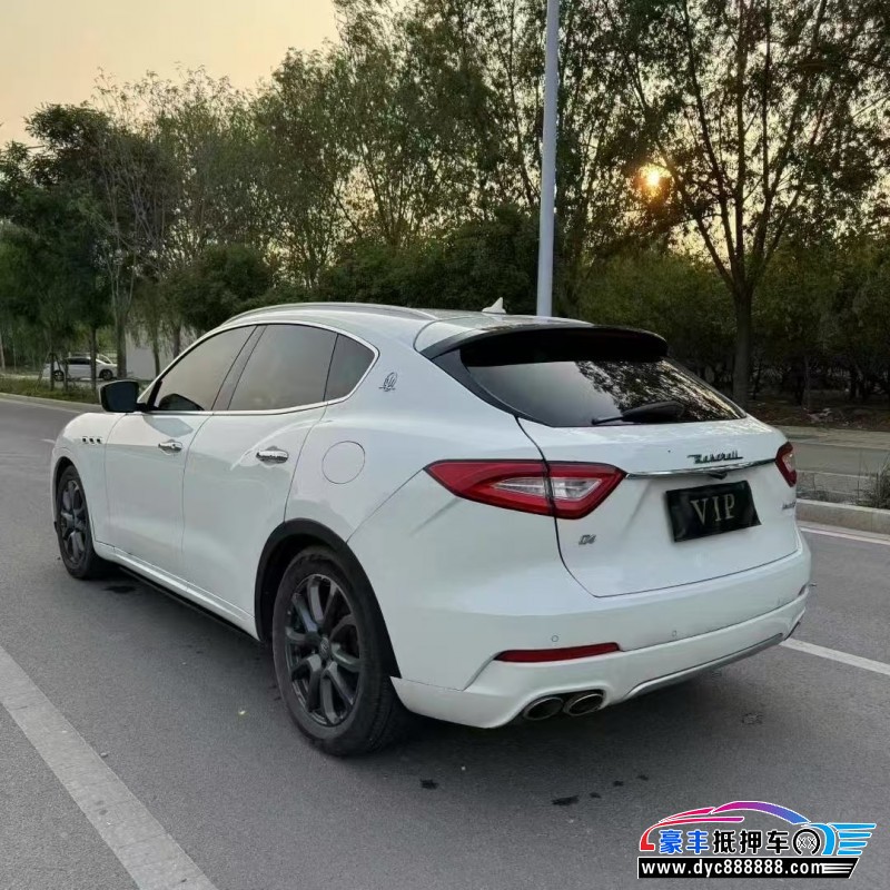 18年玛莎拉蒂莱万特轿车抵押车出售