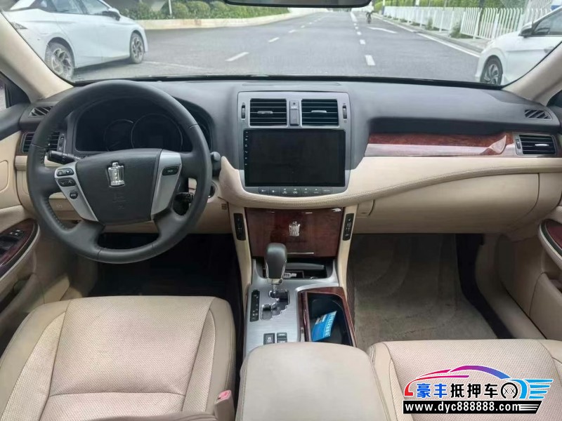 13年丰田皇冠轿车抵押车出售