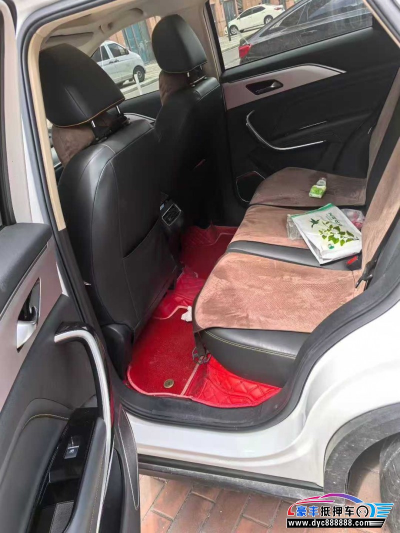 23年奔腾T77轿车抵押车出售