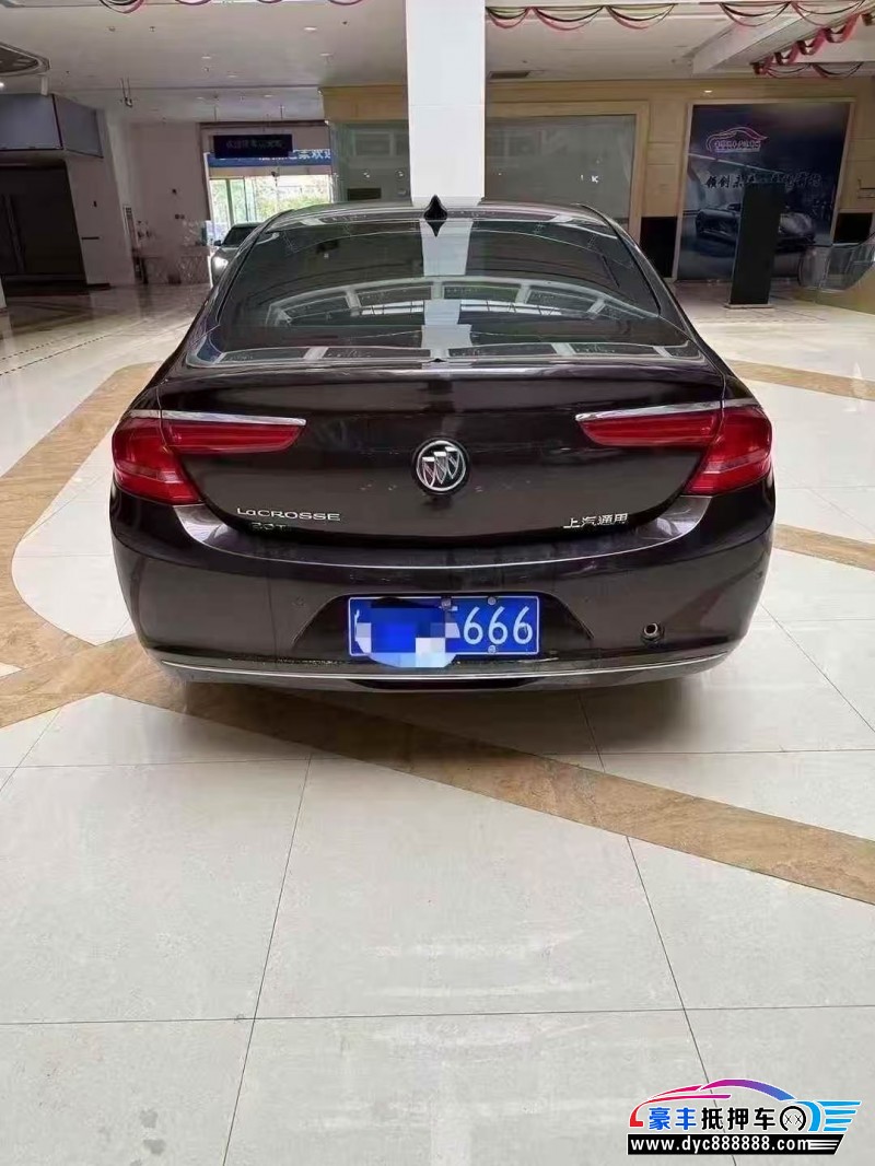 18年别克君越轿车抵押车出售