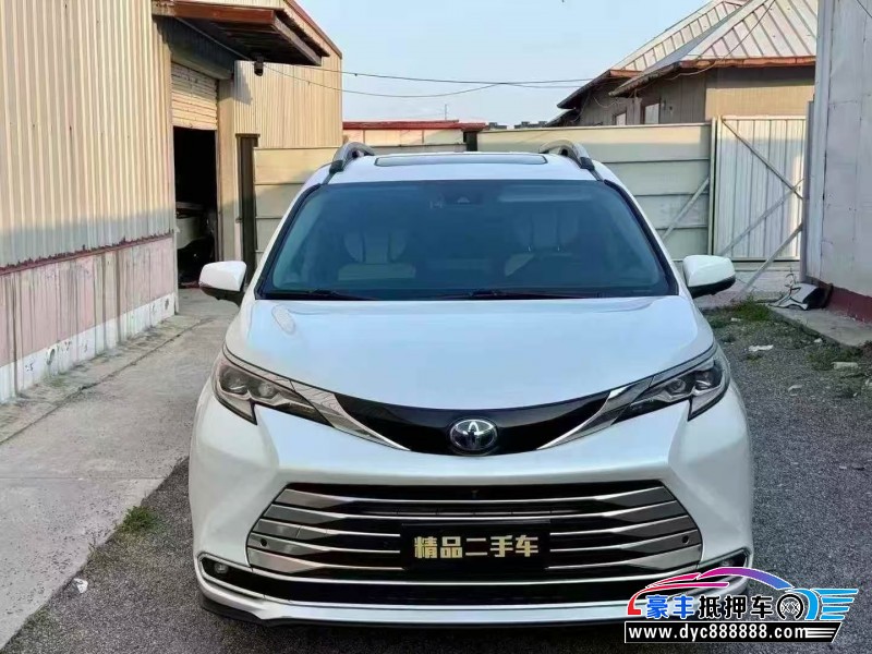 23年丰田塞纳轿车抵押车出售