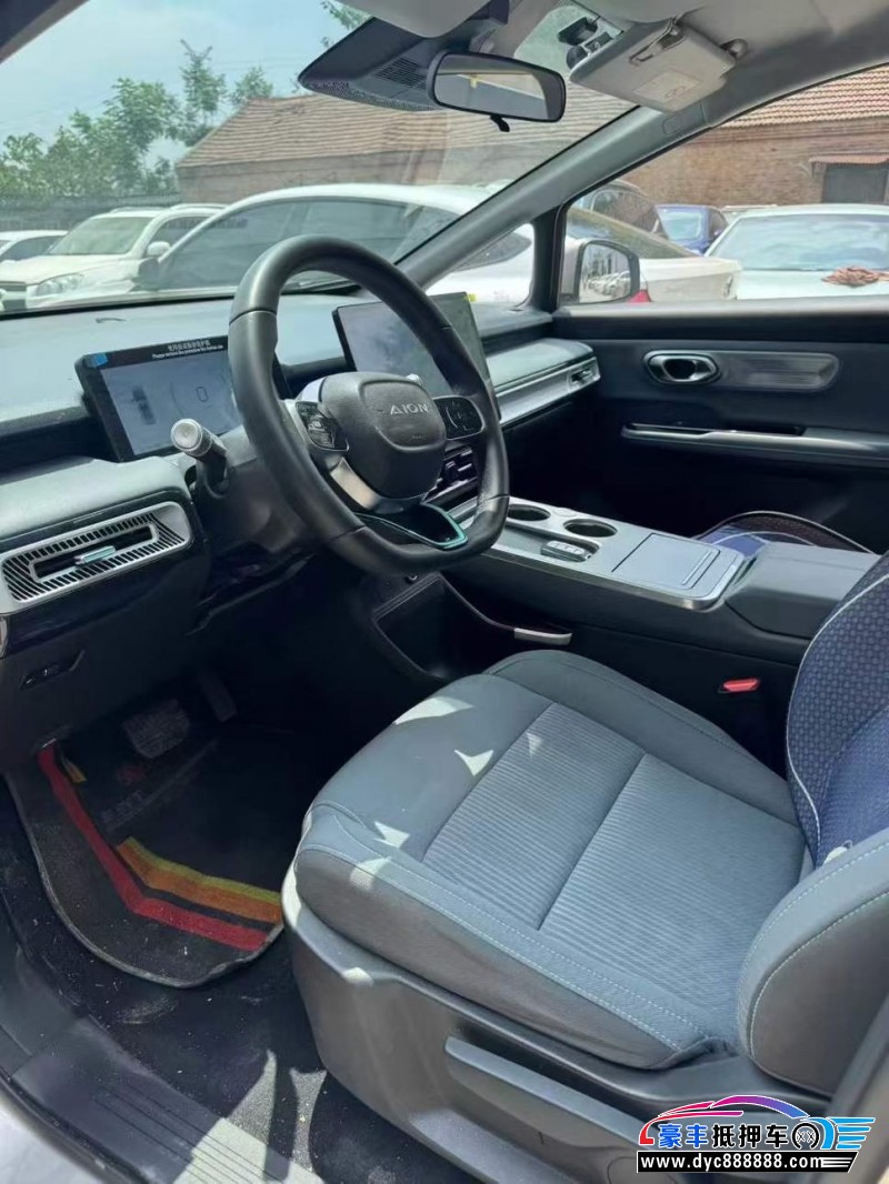 24年埃安Y70轿车抵押车出售