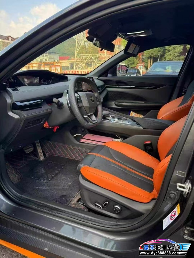 24年长安长安UNI轿车抵押车出售