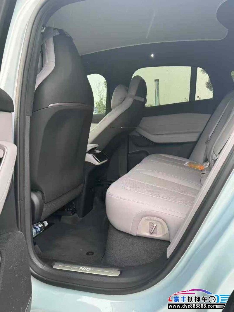 25年蔚来ec6轿车抵押车出售