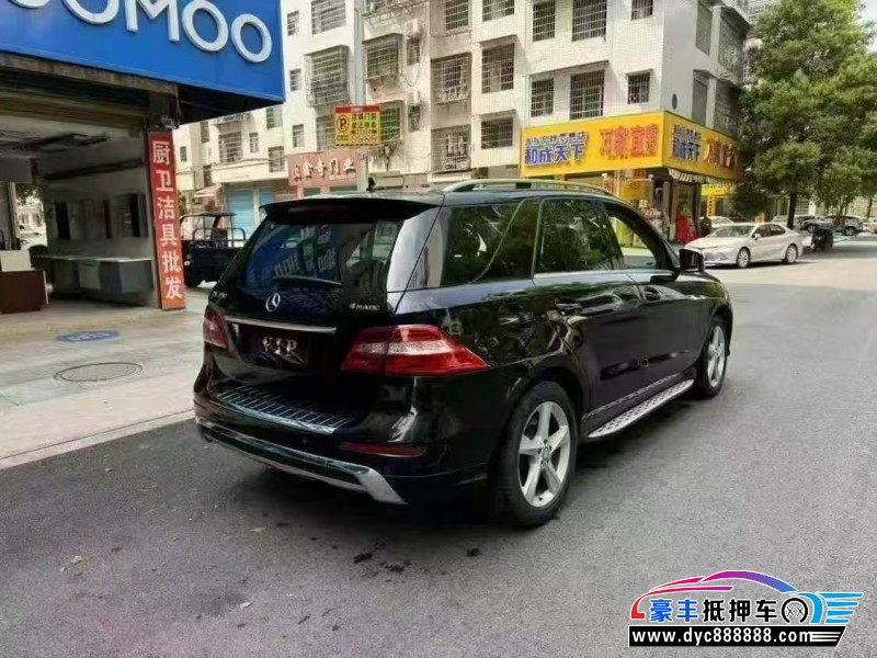 12年奔驰ML轿车抵押车出售
