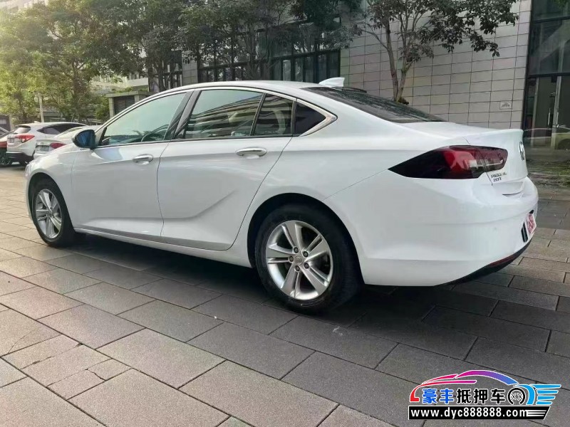 19年别克君威轿车抵押车出售