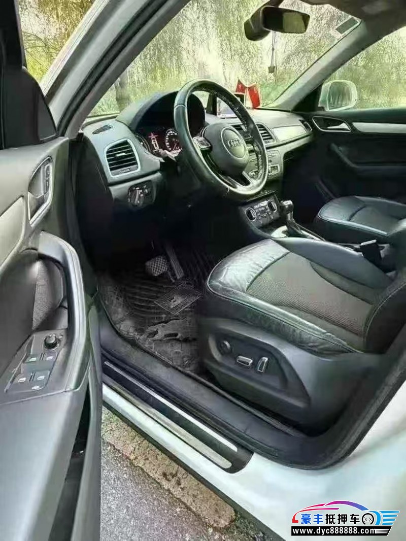18年奥迪Q3轿车抵押车出售