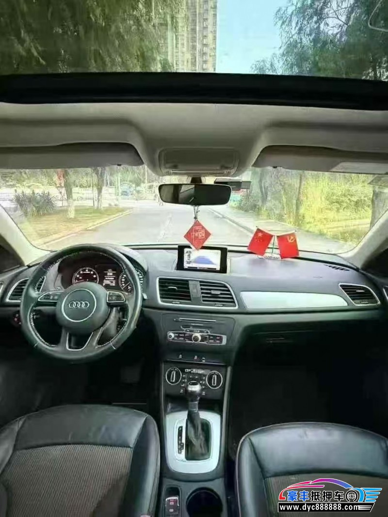 18年奥迪Q3轿车抵押车出售