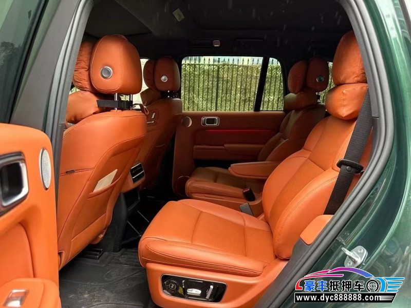 23年理想L8轿车抵押车出售