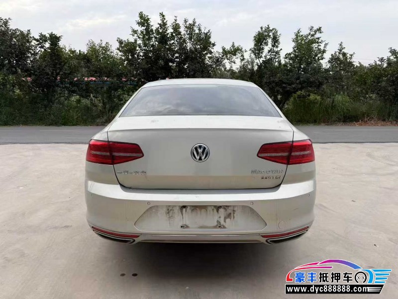 17年大众迈腾轿车抵押车出售