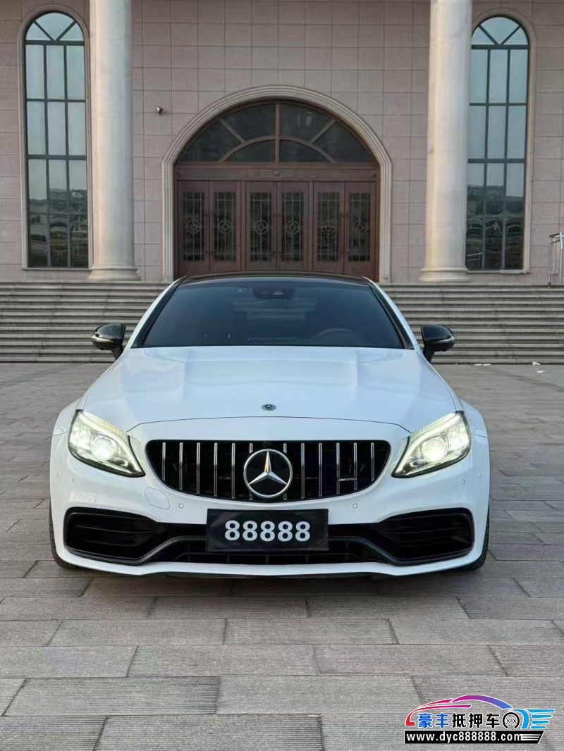 21年奔驰C轿车抵押车出售