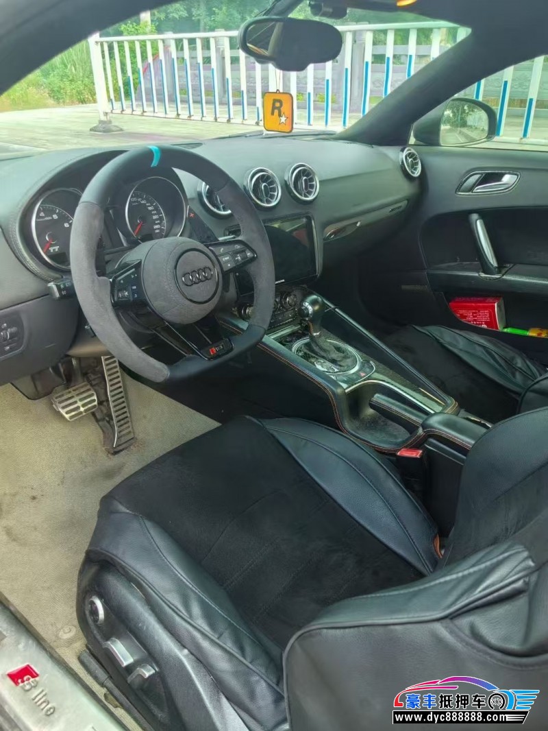 08年奥迪TT轿车抵押车出售