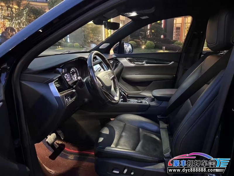 22年凯迪拉克xt6轿车抵押车出售