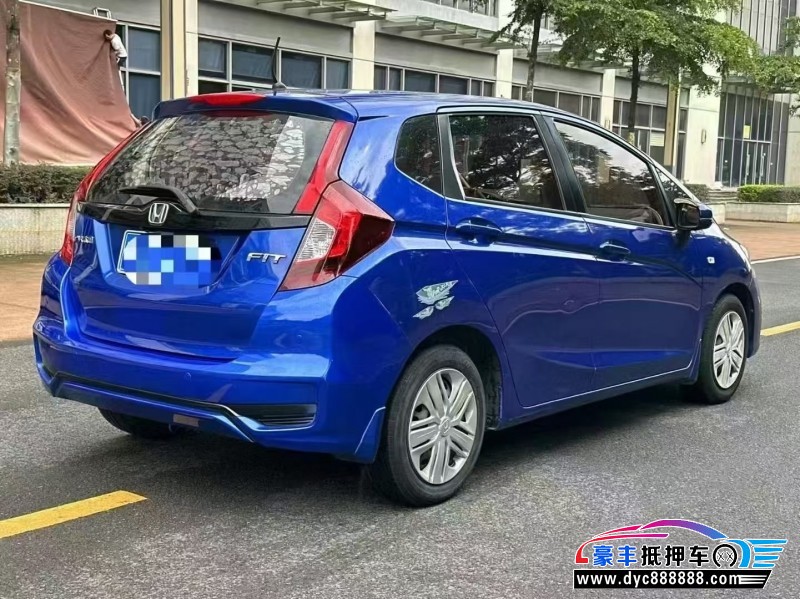 19年本田飞度轿车抵押车出售