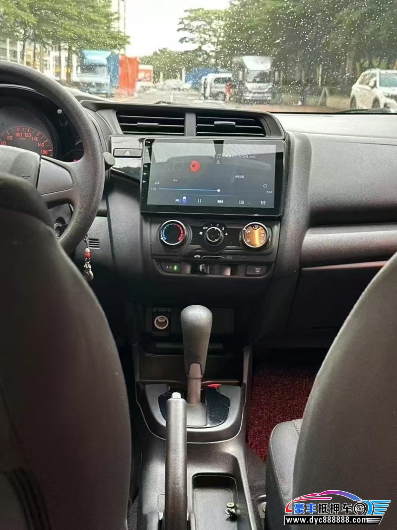 19年本田飞度轿车抵押车出售