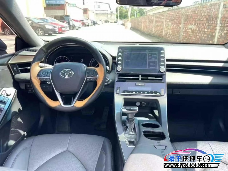 21年丰田亚洲龙轿车抵押车出售