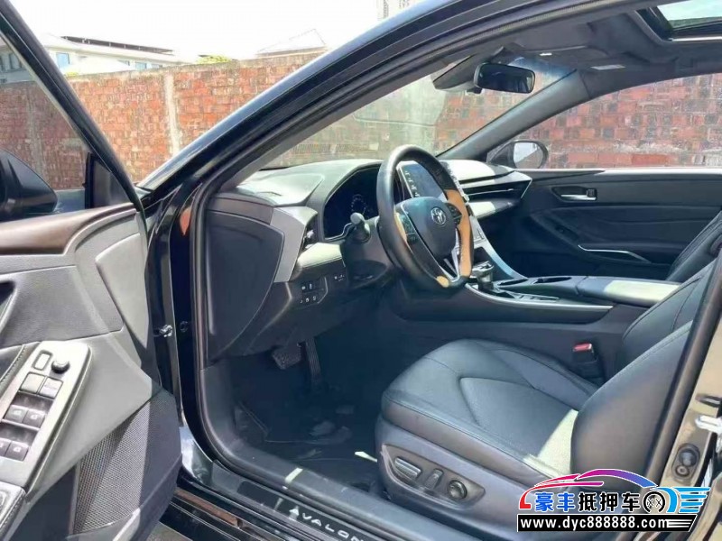 21年丰田亚洲龙轿车抵押车出售