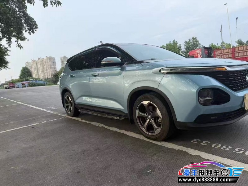 20年宝骏宝骏RM5轿车抵押车出售