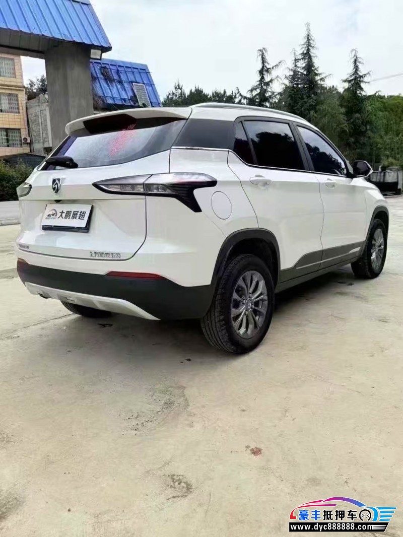 21年宝骏510轿车抵押车出售