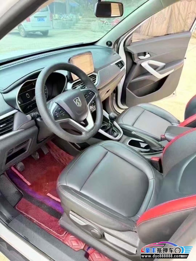 21年宝骏510轿车抵押车出售