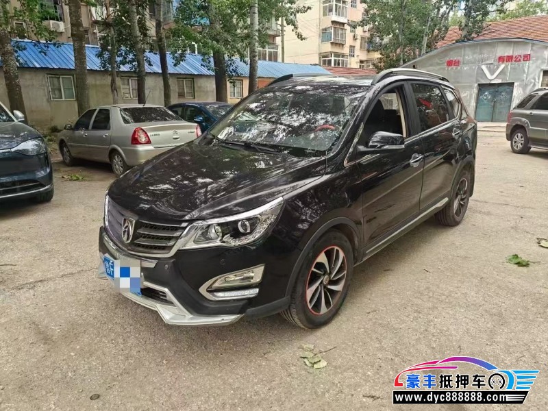 17年宝骏560轿车抵押车出售