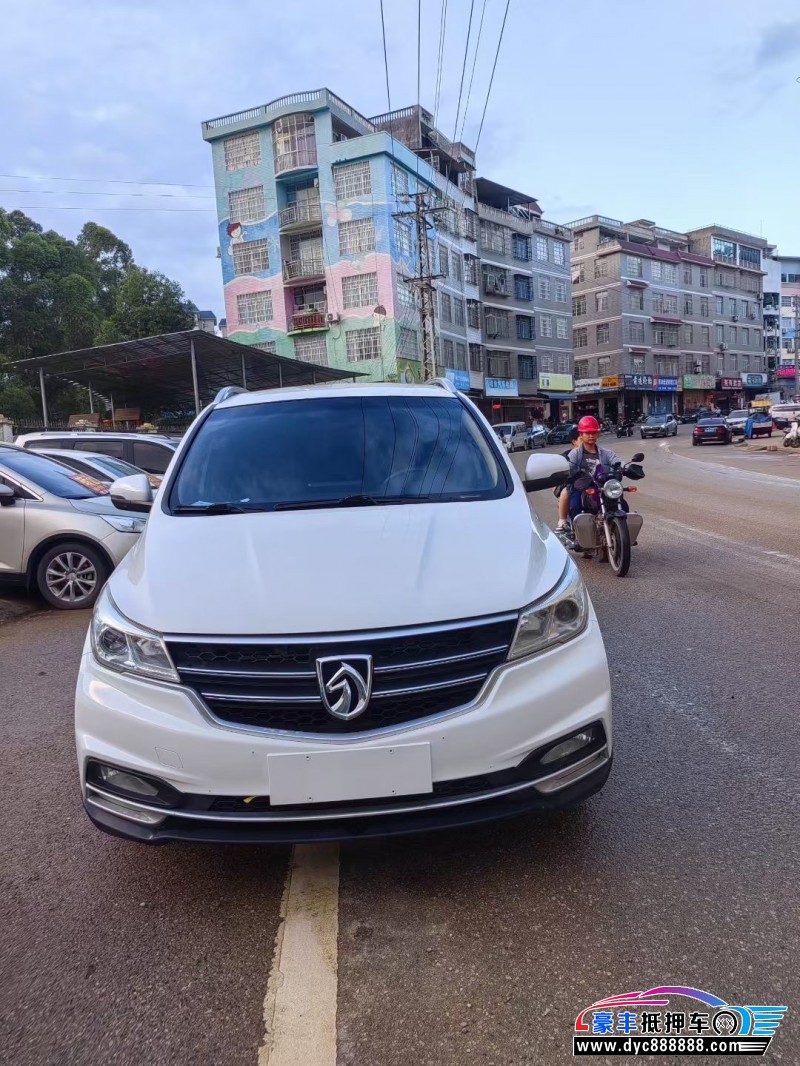 22年宝骏730轿车抵押车出售