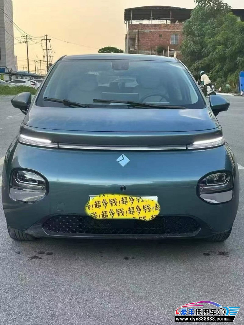 24年宝骏云朵轿车抵押车出售