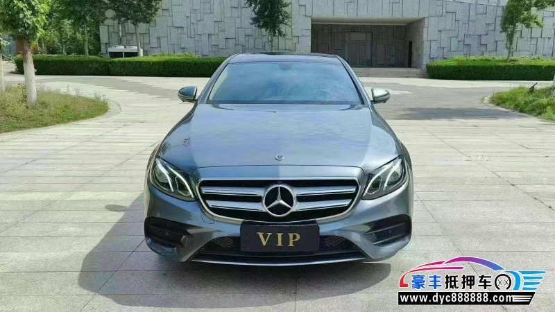 抵押车出售19年奔驰E轿车