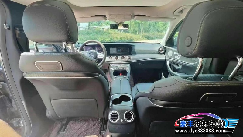 19年奔驰E轿车抵押车出售