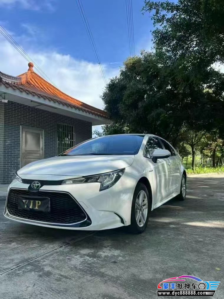 抵押车出售22年丰田雷凌轿车
