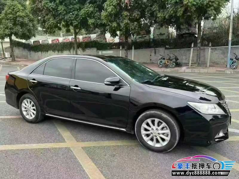 12年丰田凯美瑞轿车抵押车出售