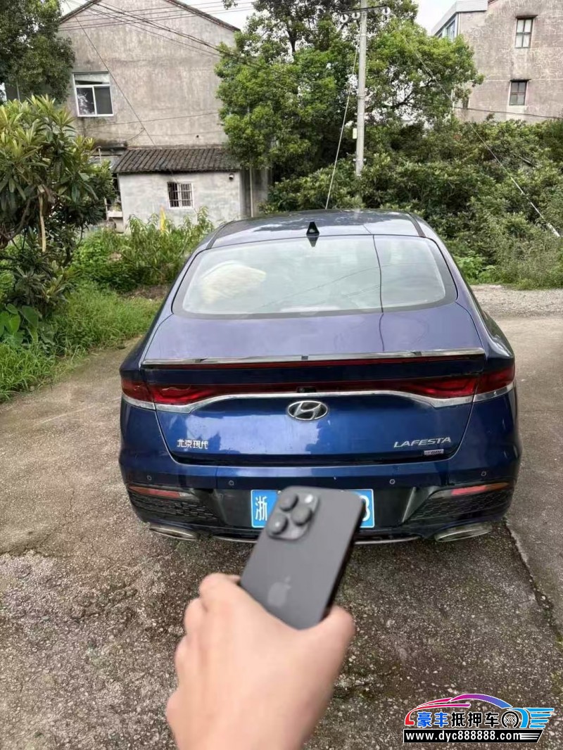 19年现代菲斯塔轿车抵押车出售