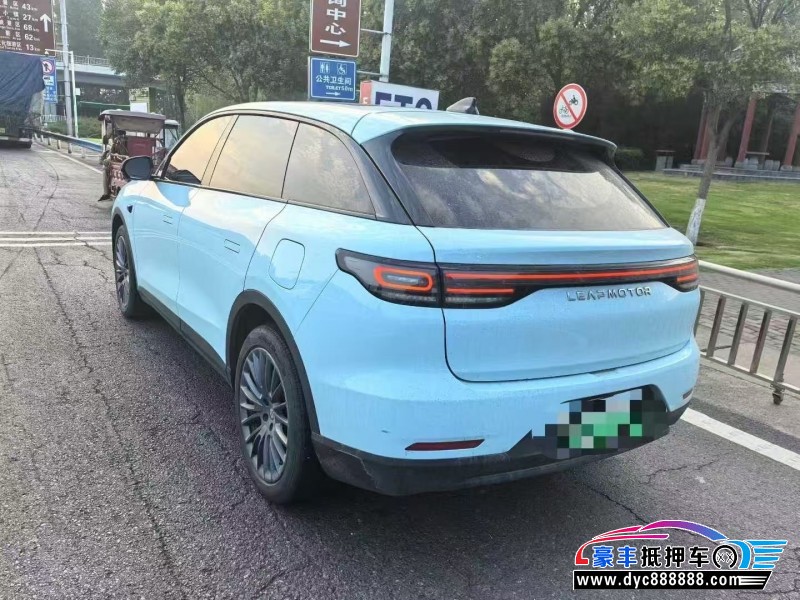 24年零跑C11轿车抵押车出售