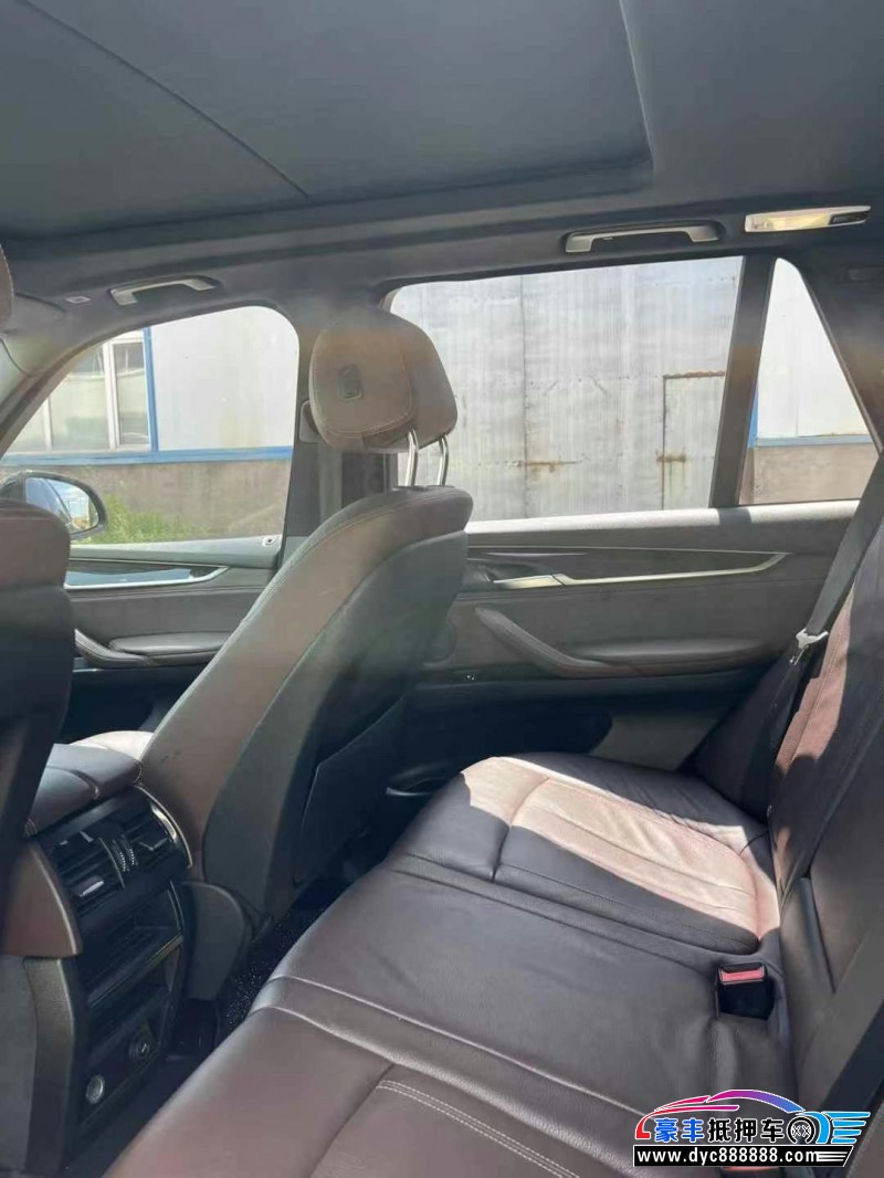 18年宝马X5轿车抵押车出售