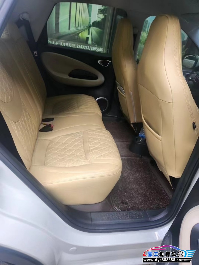 23年五菱缤果轿车抵押车出售