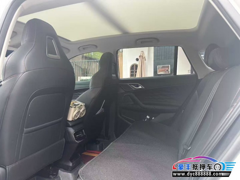 24年荣威RX5轿车抵押车出售