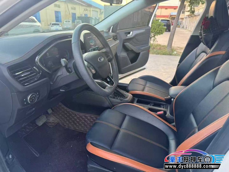 23年福特福克斯轿车抵押车出售