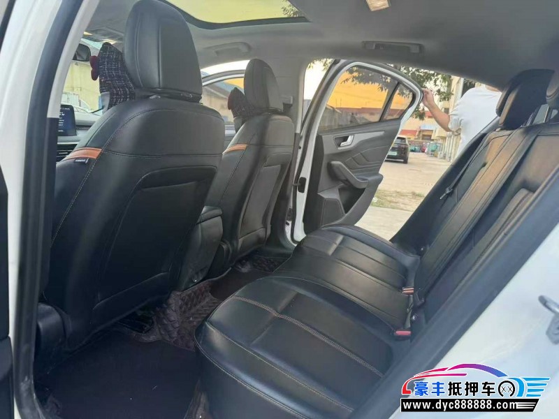 23年福特福克斯轿车抵押车出售