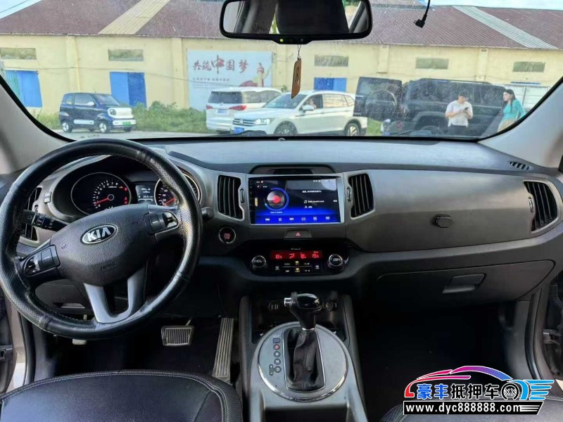 15年起亚智跑轿车抵押车出售