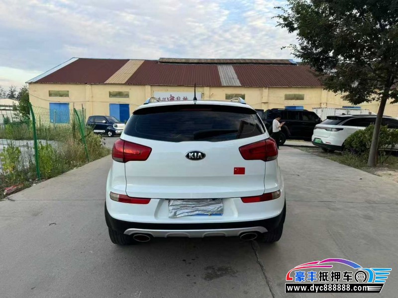 15年起亚智跑轿车抵押车出售