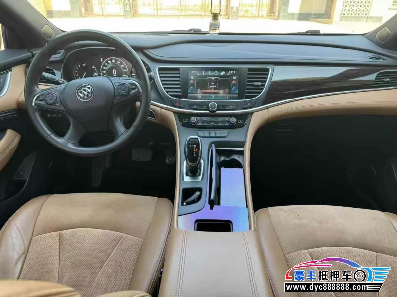 17年别克君越轿车抵押车出售