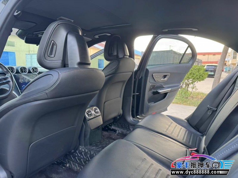 22年奔驰C轿车抵押车出售