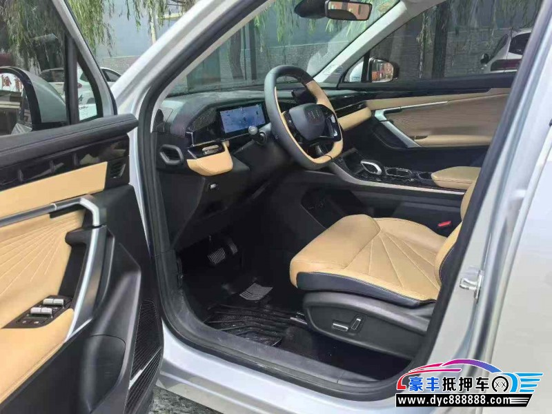 22年吉利博越轿车抵押车出售